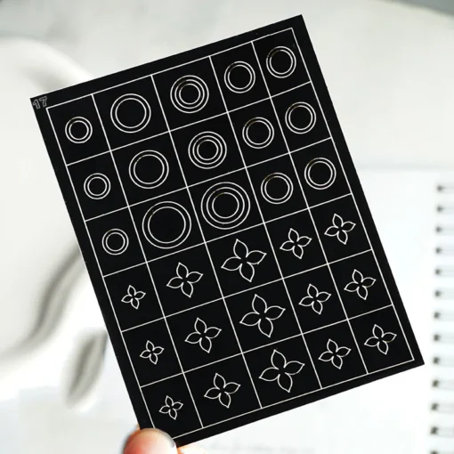 Pochoirs pour Nail Art à l’Aérographe