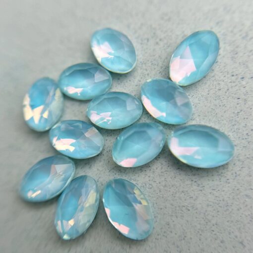 Diamants | Bleu pastel Ovale par Marie Eve Mongeau
