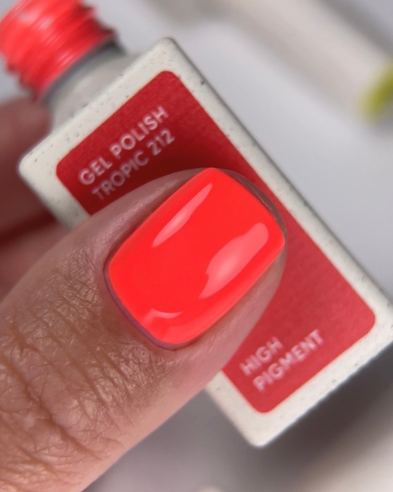 212 Tropic vernis semi permanent 10 ml sans Hema - NOTD – Image 2