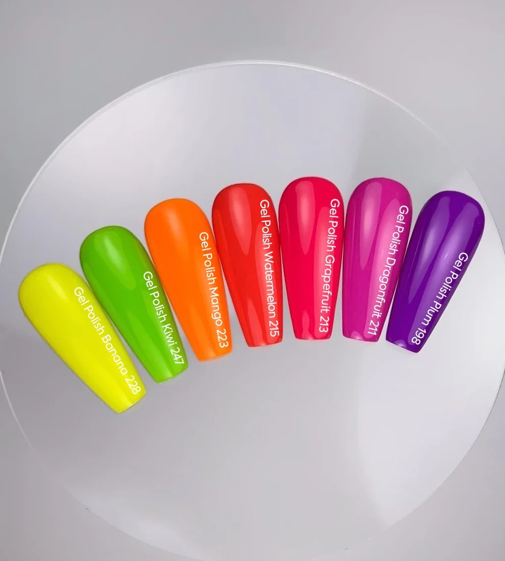 215 Watermelon vernis semi permanent 10 ml sans Hema - NOTD – Image 4