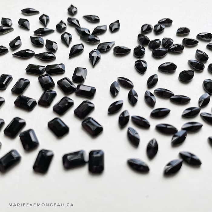 Diamants formes | Satin Noir | Marie Ève Mongeau – Image 2